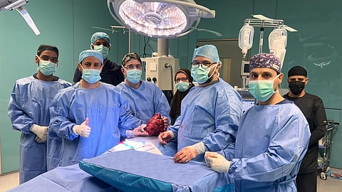 نجاح طبي في استئصال ورم كلوي ضخم يزن أكثر من 3 كجم بمستشفى الملك سلمان في المدينة لمريضة خمسينية