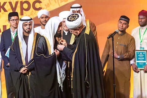 منح أعلى وسام لمسلمي روسيا الاتحادية للشيخ عبدالله البعيجان إمام المسجد النبوي