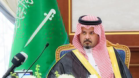 أمير المدينة يتسلم جوائز "تجمع المدينة الصحي" لإنقاذ الأرواح وجودة الرعاية الطبية
