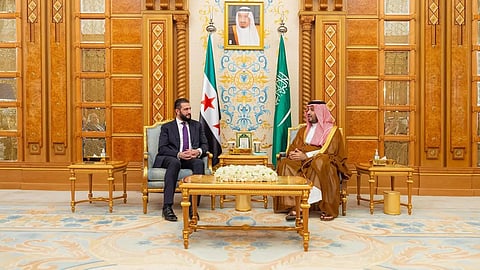 الأمير محمد بن سلمان خلال لقائه رئيس سوريا أحمد الشرع