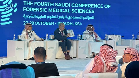 اختتام قمة العلوم الطبية الشرعية بالرياض بمشاركة 20 دولة و300 ورقة علمية واستعراض الذكاء الاصطناعي