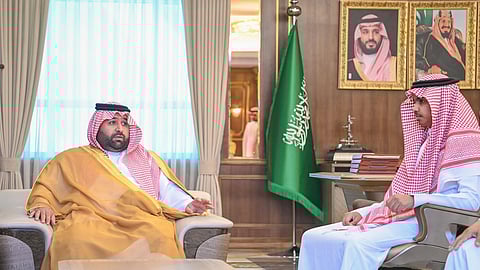 مواطن يعفو عن قاتل والده بجازان لوجه الله ثم استجابة لشفاعة أمير المنطقة