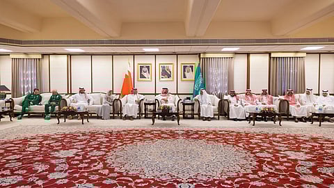 سفير المملكة في البحرين يستقبل بعثة السعودية المشاركة في "آسياد الشباب الثالثة"