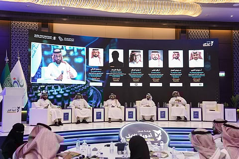 الغذاء والدواء وبرنامج الثروة الحيوانية يبحثان مستقبل أدوية الإبل في ورشة عمل بالرياض