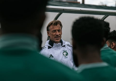 مدرب الأخضر يستبعد الحربي .. ويستدعى الشهراني وكادش لمعسكر جدة