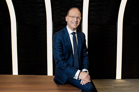 فيديو.. بينوا راكل من قمة "تورايز" بالرياض: المسافر السعودي والخليجي يقود مستقبل السفر الفاخر عالميًا