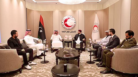 أمين عام "ARCO" يزور "الهلال الأحمر الليبي" ويطّلع على برامجه الإنسانية