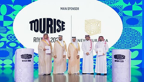 فنادق عالمية تعلن عن استثمارات مليارية في القطاع السياحي بمنتدى تورايز بالرياض