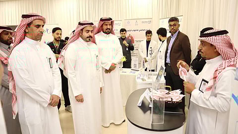 مستشفى الملك عبدالله ببيشة يُفعّل الشهر العالمي لسرطان الرئة