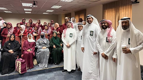 كلية الحاسبات وتقنية المعلومات برابغ تستقبل وفدًا أكاديميًا من 12 جامعة إندونيسية