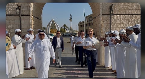 بالفلكلور والتراث.. "كروز السعودية" تحطّ في ينبع وسط احتفاء سياحي وثقافي