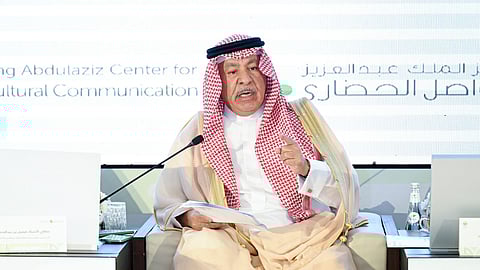 الأستاذ فيصل بن عبدالرحمن بن معمَّر المشرف العام على مكتبة الملك عبد العزيز العامة