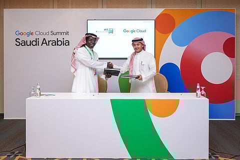 معهد الإدارة العامة يعزز تعاونه مع Google Cloud لدعم التحول الرقمي وتمكين الكفاءات