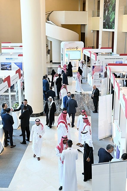 اتفاقية دولية لإنشاء مركز تدريبي متخصص في المختبرات بجازان ضمن فعاليات "LabTech 2025"