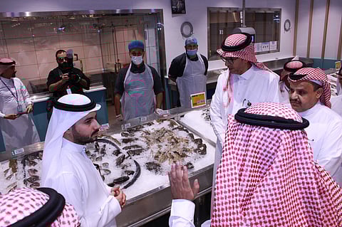 "بيئة مكة" تحتفي باليوم العالمي للثروة السمكية