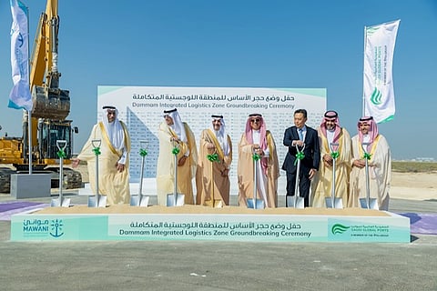 أمير الشرقية يدشّن منطقة لوجستية متكاملة ويفتتح توسعة كبرى بميناء الدمام باستثمارات تتجاوز 2.8 مليار ريال