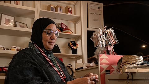 رابطة النسيج الكويتية تضيء "بنان" بلمسات يدوية مستوحاة من التراث المحلي