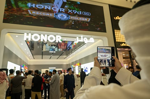 علامة HONOR توسّع حضورها في المملكة بافتتاح متجرها الـ 11 في «الياسمين مول» بجدة