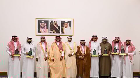 محافظ الطائف يكرّم 14 مدرسة ضمن مبادرة "المدارس المستدامة"