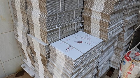 أمانة جدة تُغلق معمل آيس كريم مخالفًا داخل سكن شعبي ببريمان