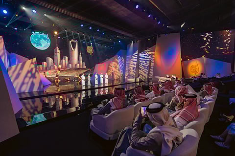 "شاعر الراية" يواصل تألقه بمواجهات شعرية خليجية وعربية في حلقته الثالثة