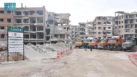 إغاثي الملك سلمان يطلق مشروع إزالة أنقاض دوما وداريا السوريتين.. ويوزع مساعدات غذائية بأفغانستان