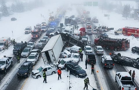 بالفيديو .. تصادم 45 مركبة في إنديانا بسبب عاصفة ثلجية