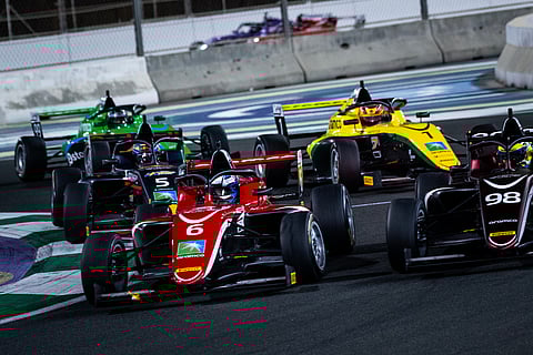 بطولة أرامكو السعودية للفورمولا 4 تصل لمحطتها الأخيرة.. وبلوفيسكي أبرز المرشحين للتتويج