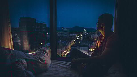 ماذا يحدث لجسمك بعد 24 ساعة بلا نوم؟ تقرير يرصد التغيرات لحظة بلحظة