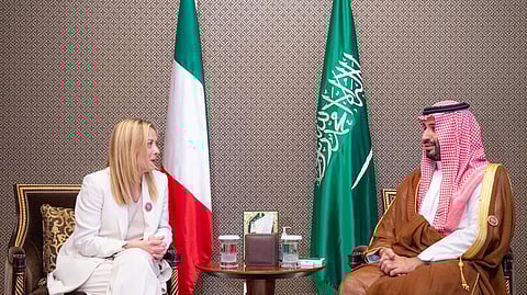 ولي العهد يلتقي رئيسة وزراء إيطاليا على هامش قمة المنامة