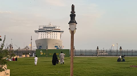 رحلة "كروز السعودية" ترسو في ينبع للمرة الثالثة وسط أجواء احتفالية نابضة