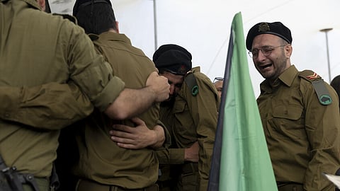 جنود إسرائيليون في جنازة الرقيب أول (احتياط) أساف كافري