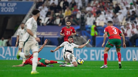 جانب من لقاء المنتخب السعودي الأول لكرة القدم ونظيره المغربي