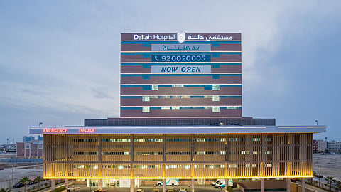 استئصال البروستاتا بتقنية الهوليب لمريض سبعيني في الخبر دون شق جراحي