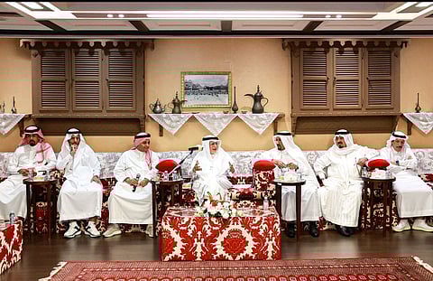 خوجة يستعرض تاريخ الصحافة السعودية ويكشف قصة إطلاق قناتي القرآن والسنة