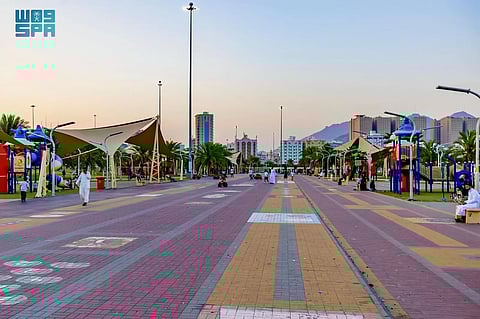 ملاعب مكة تحفّز الشباب على الرياضة وتكشف المواهب