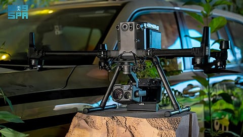 الأمن البيئي يستعرض طائرة ذكية دون طيار في مهرجان الملك عبدالعزيز للإبل