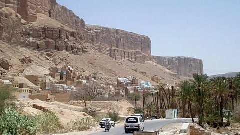 فريق عسكري سعودي-إماراتي يصل عدن لتعزيز جهود إنهاء التصعيد في حضرموت والمهرة