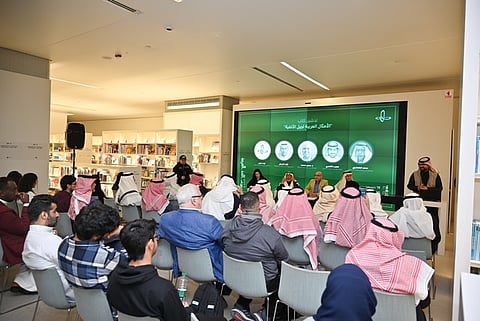 بأنشطة وجلسات أدبية.. "إثراء" يحتفي بيوم اللغة العربية على مدى 3 أيام