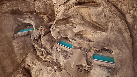 "شيبارة" و"ديزرت روك".. منتجعات سعودية على الساحل الفيروزي تحتفل بعامها الأول في قائمة الأفضل عالميًا