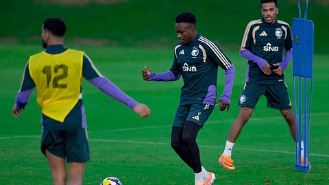 جانب من تدريبات لاعبي المنتخب السعودي الأول لكرة القدم