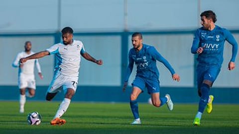 الهلال يخسر وديته أمام نيوم بهدفين مقابل هدف استعدادًا لاستئناف المنافسات