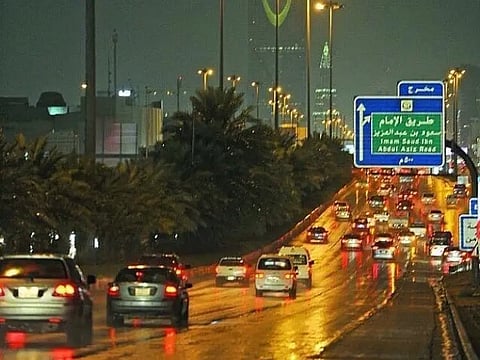 طقس الأربعاء: أمطار رعدية غزيرة على الرياض والشرقية