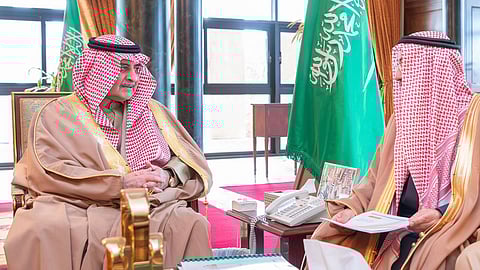 أمير تبوك يطّلع على نسب إنجاز مشروعات الأمانة ويؤكد أهمية مضاعفة الجهود