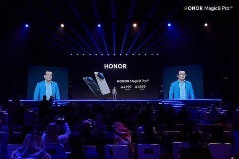 علامة HONOR تكشف عن هاتف MAGIC8 PRO في السعودية خلال حفل إطلاق استثنائي في "ذا أرينا"