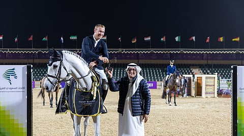 غدًا.. يُحدد بطل "الجائزة الكبرى" في "قفز السعودية"