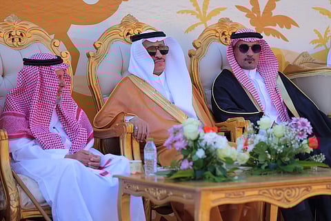 محافظ أضم يفتتح مهرجان الإبل والحرف اليدوية