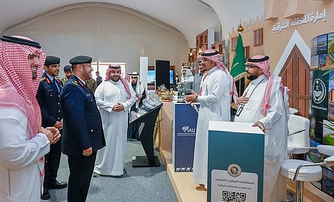 إمارة الشرقية تشارك في معرض "واحة الأمن" ضمن مهرجان الملك عبدالعزيز للإبل بالصياهد