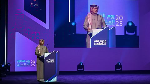 "إثراء" يحتفي بيوم التطوع العالمي ويكرّم الفائزين في "تحدي المتطوعين"