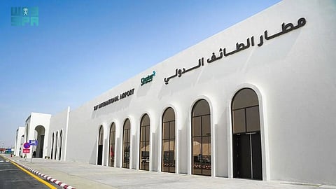 تجمع مطارات الثاني يدشّن رحلات مباشرة بين مسقط والطائف عبر الطيران العُماني